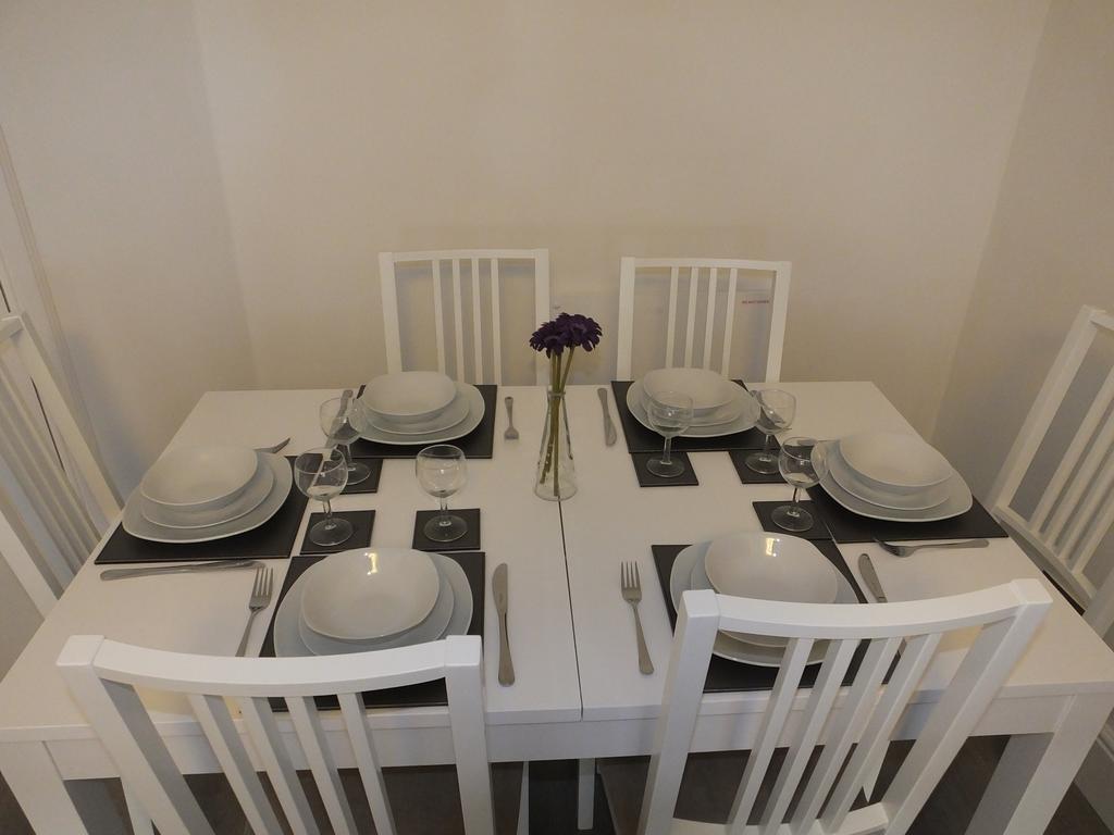 Lochrin Apartments By Edinburgh City Apartments Room photo